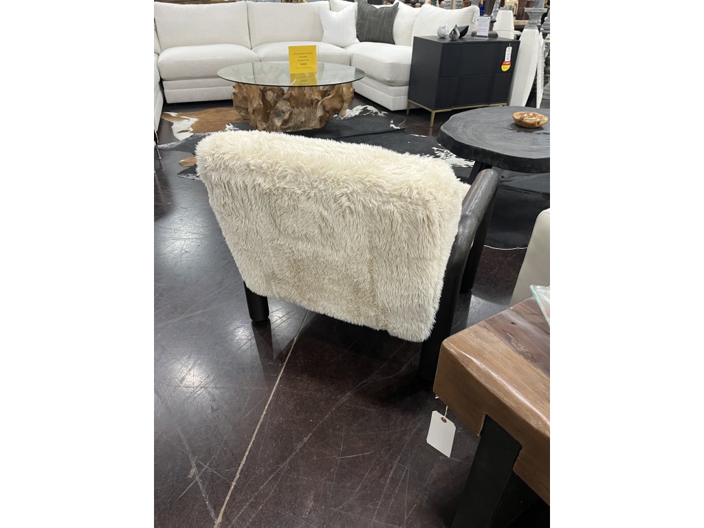 Modern Soft White Fur Chair